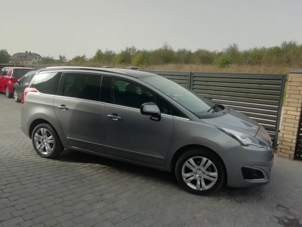 Peugeot 5008 nuoma